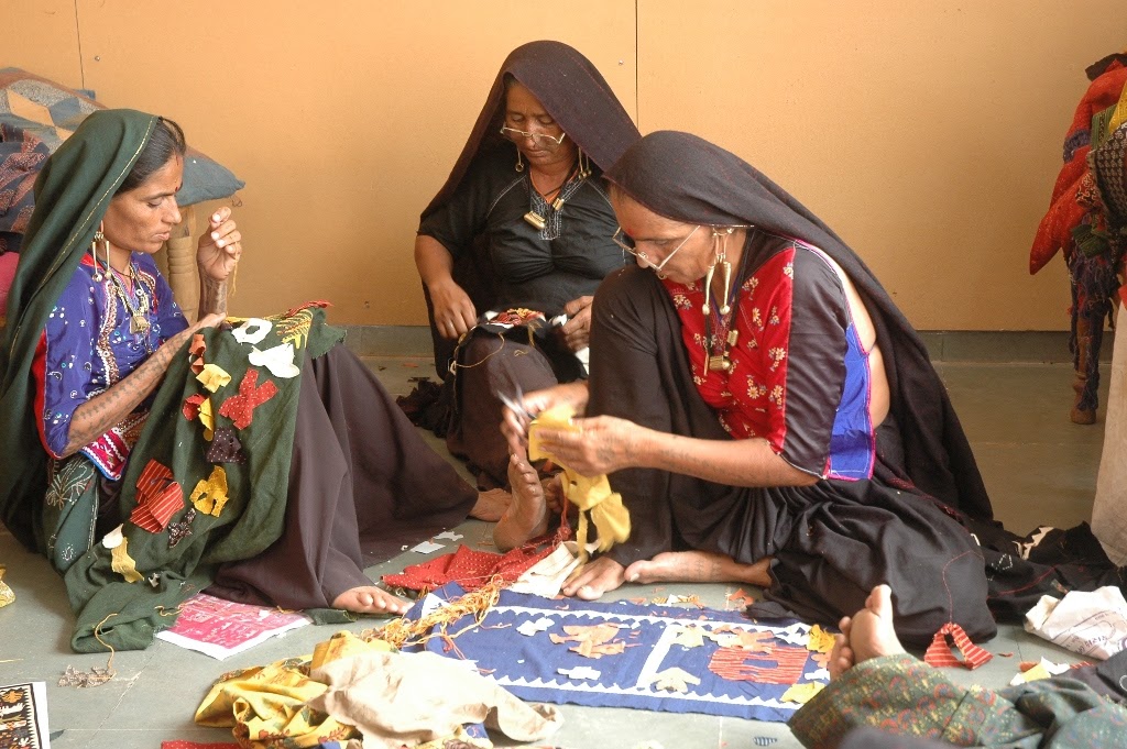 Artisan embroidering